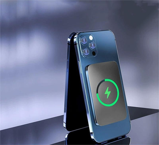 Magnetic Wireless Fast Charging Ultra-thin Portable Mobile Phone Power Bank Case